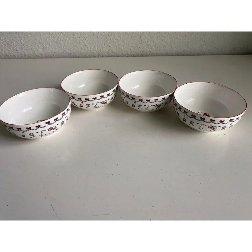 Set Of 4 Sanrio Hello Kitty Ceramic 27 Oz Bowl Christmas Candy Cane‎ Garland NEW